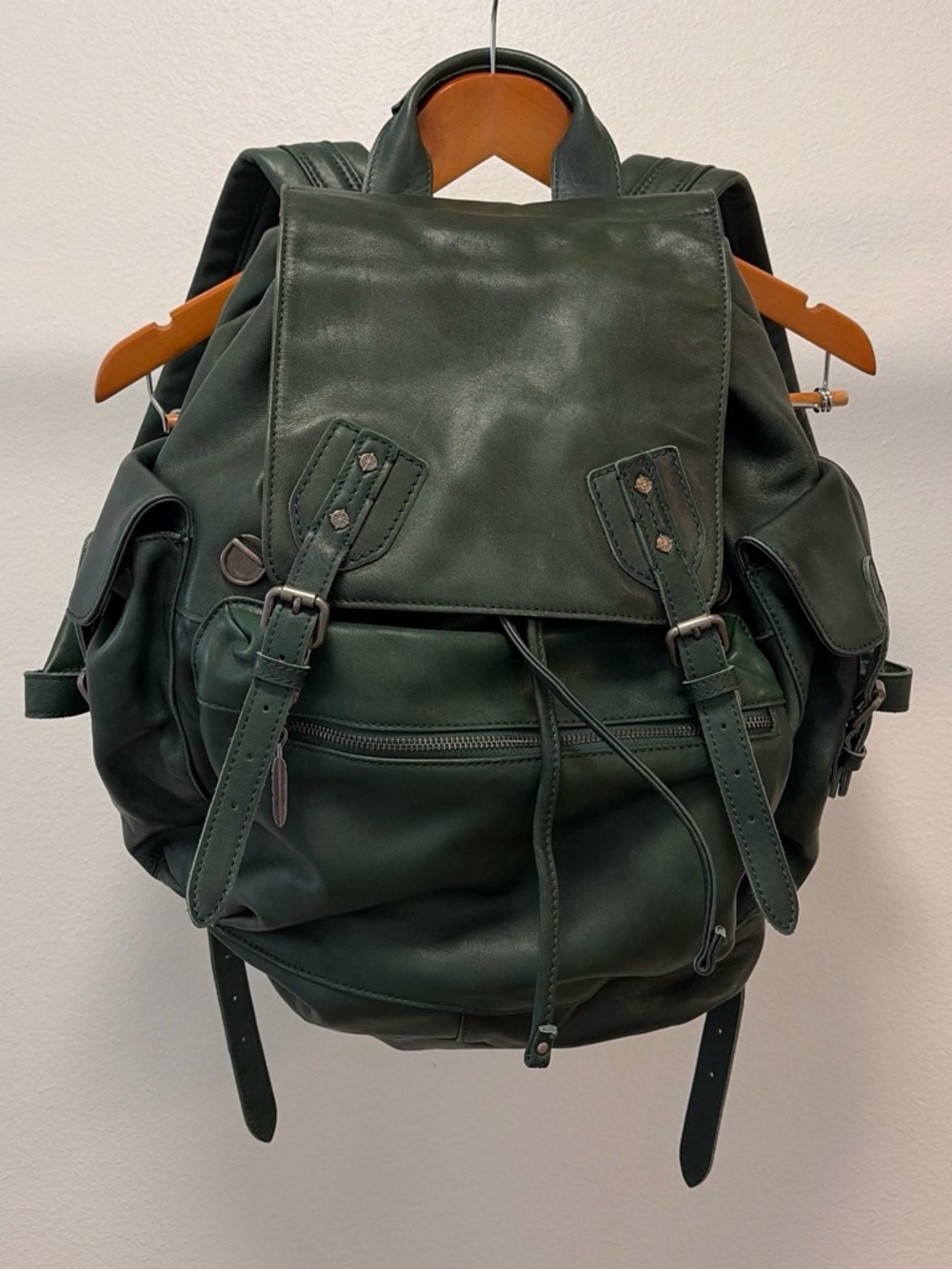 Old Trend Leather Drawstring Backpack - Dark Forest Green